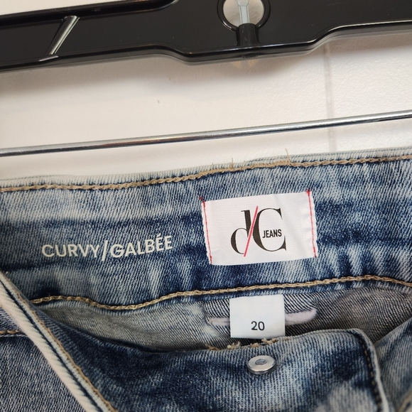 Penningtons Curvy Fit Denim Capri Light Wash Jeans d/C Plus Size 20 Stretchy - Picture 5 of 10